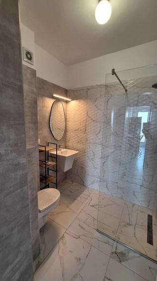 Inchiriez apartament NOU cu 2 camere, prima inchiriere, mobilat si utilat, loc de parcare inclus 9 minute de metrou Berceni - 4
