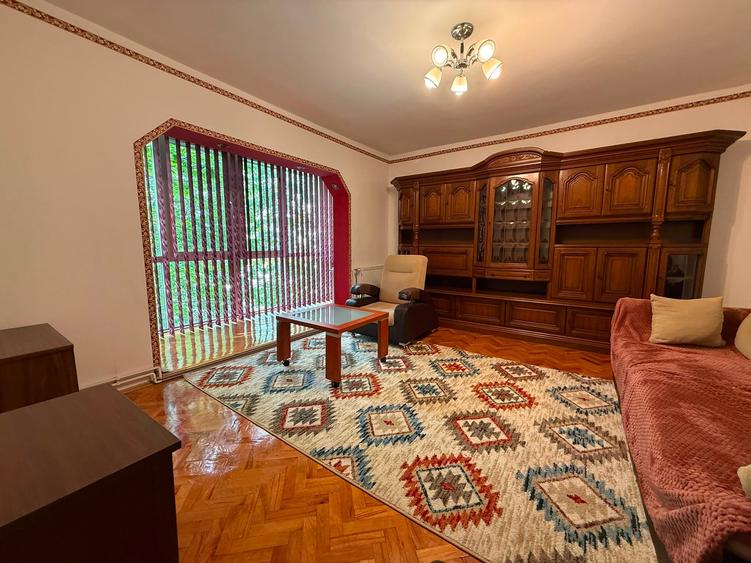 Apartament cu 2 camere decomandat în Micălaca