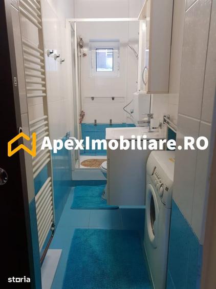 Apartament cu 3 camere decomandat în Domenii