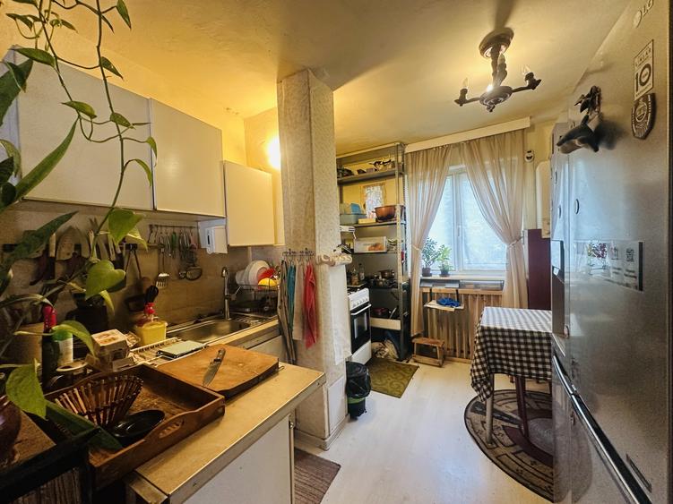 Apartament cu 4 camere decomandat, mobilat în Mănăștur