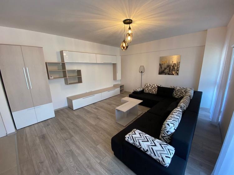 Apartament cu 2 camere decomandat în Aradului