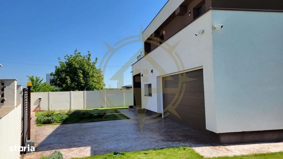 Casă cu 4 camere cu Teren 750 Mp în Dumbrăveni