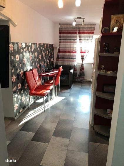 Apartament cu 2 camere decomandat în Piața Nouă
