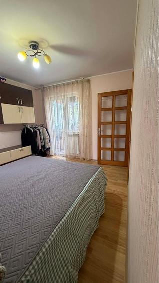 Apartament cu 3 camere decomandat în George Enescu