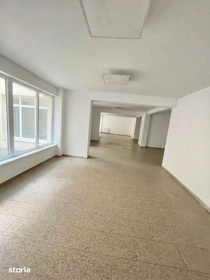 Spațiu comercial, de 110 mp, în Chiajna
