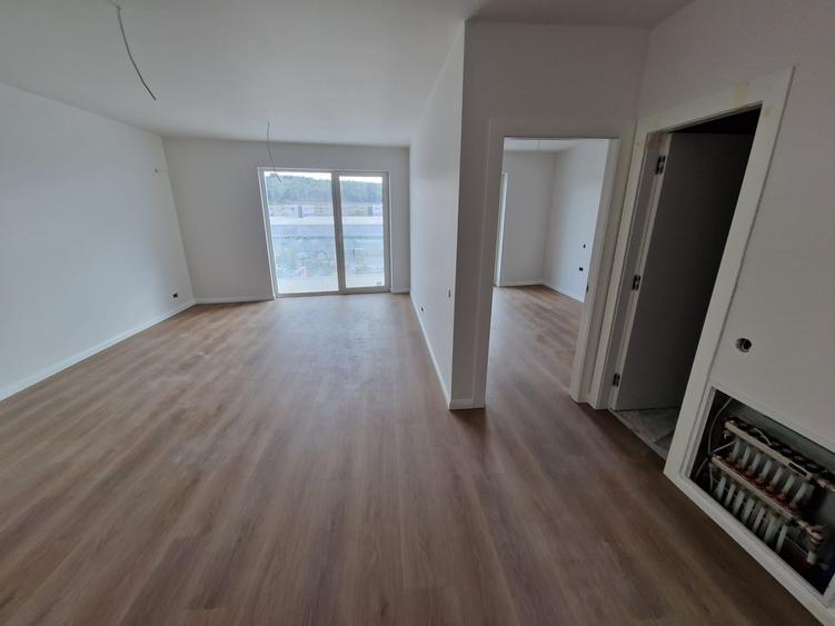 Apartament cu 2 camere semidecomandat în Dâmbul Rotund