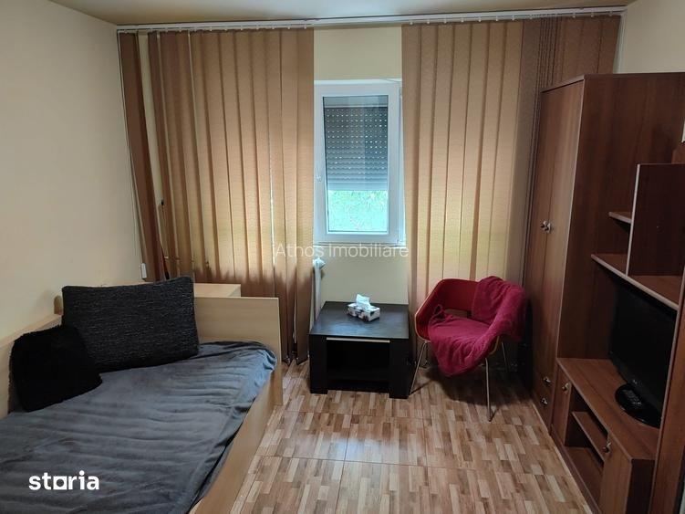 Garsonieră, mobilată în Lunei