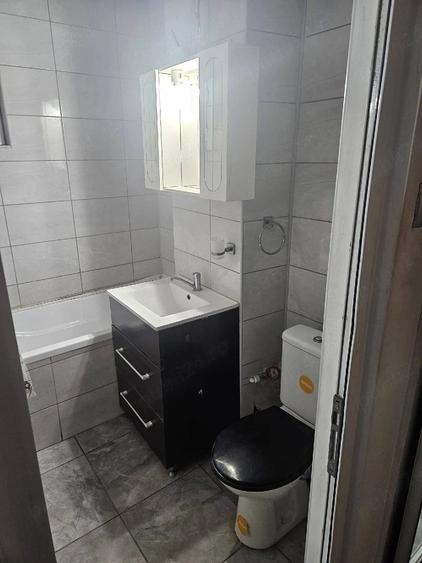 Apartament cu 2 camere decomandat în Micro 20