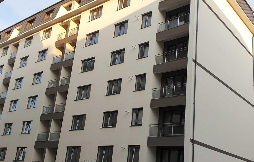 Garsonieră decomandată în Central