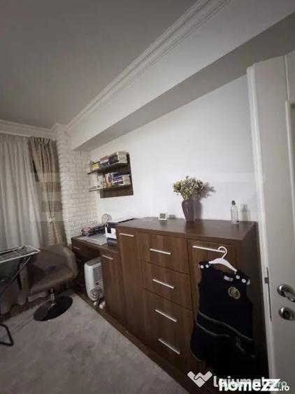 Apartament de vanzare, cu 2 camere, 68 mp, modern, parter, z - 4
