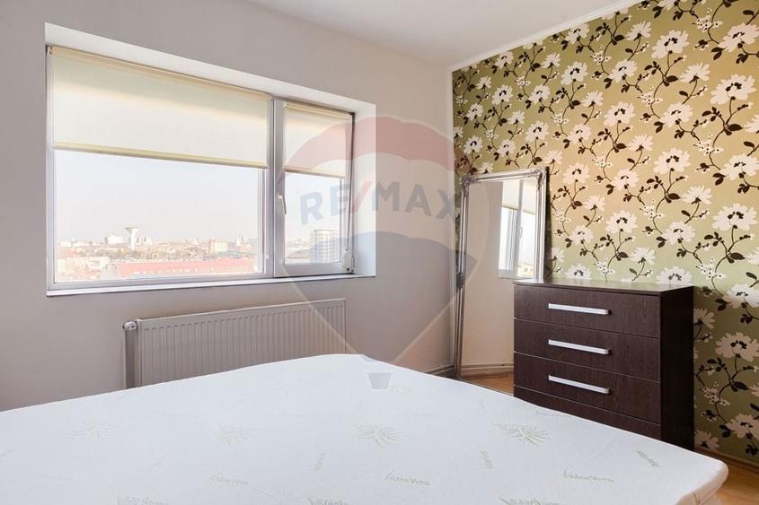 Apartament cu 3 camere decomandat, mobilat în Aurel Vlaicu