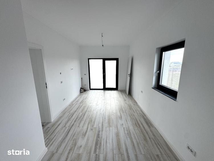 CANALIZARE! Incalz in pard! Vila 4 camere Miroslava - 1