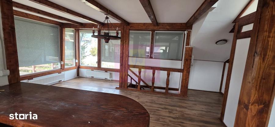 Casă cu 5 camere cu Teren 251 Mp în Zamora