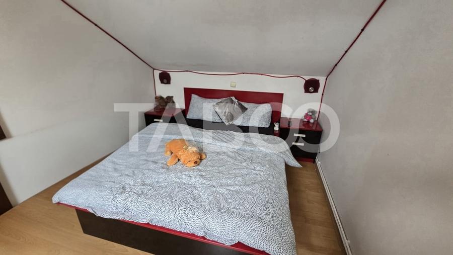 Apartament cu 4 camere decomandat, mobilat în Mihai Viteazul