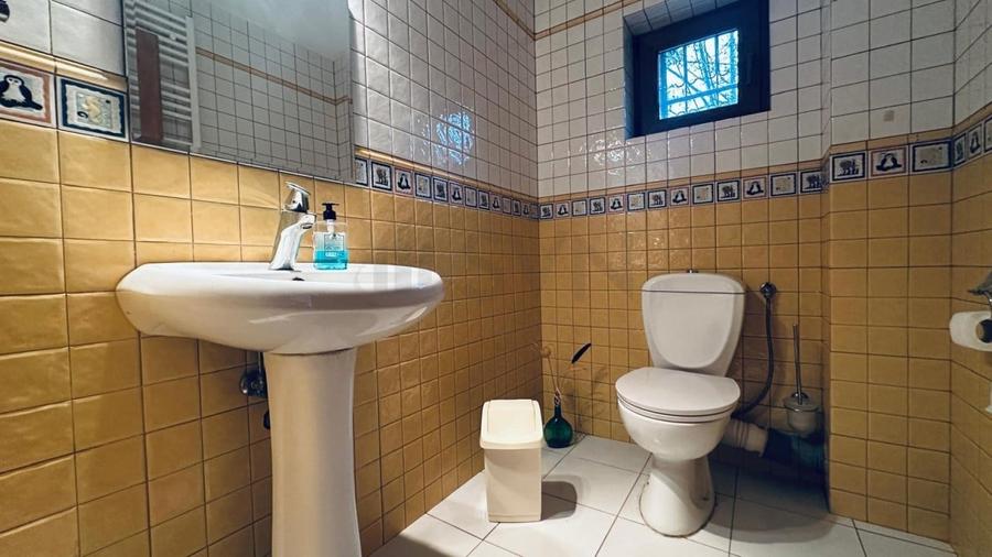 Casă individuală cu 8 camere cu Piscina în Corbeanca