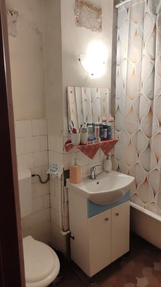 Apartament cu 2 camere decomandat în Slătinioara