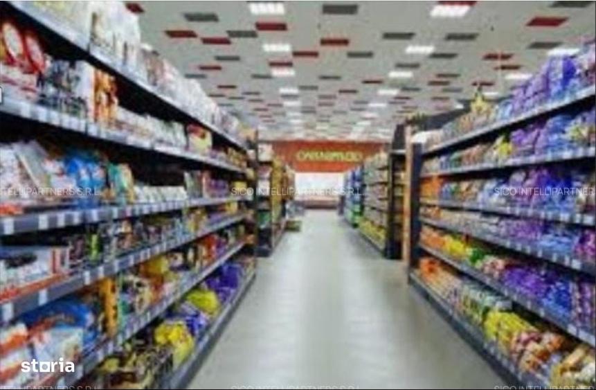 Spațiu comercial, de 200 mp, în Central