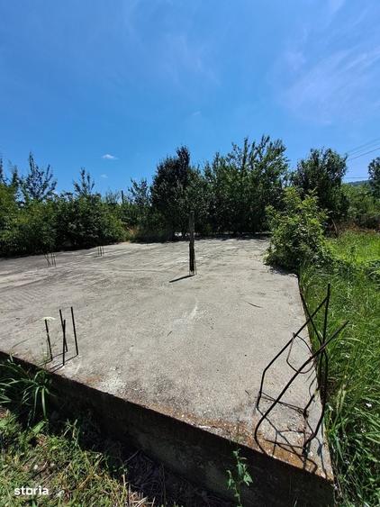 Casă cu 4 camere în Davidești