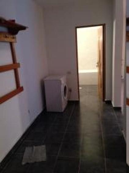 Apartament cu 2 camere decomandat în Florești