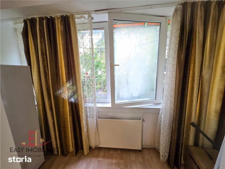 Apartament cu 3 camere decomandat în Dâmbu Pietros