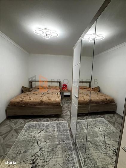 Apartament cu 2 camere semidecomandat în Micro 14