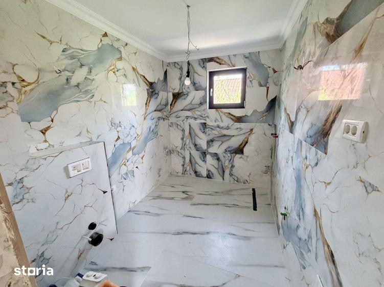 Casă cu 4 camere cu Teren 180 Mp în Metalurgiei