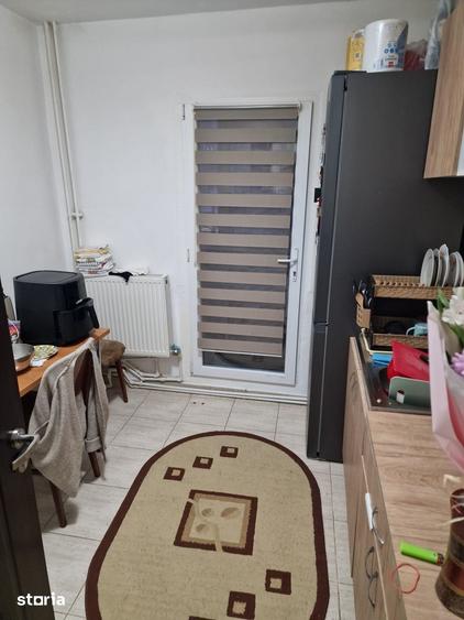Apartament cu 2 camere decomandat în Rovine