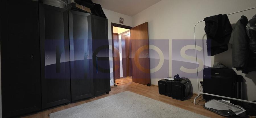 Apartament cu 3 camere decomandat în Dristor