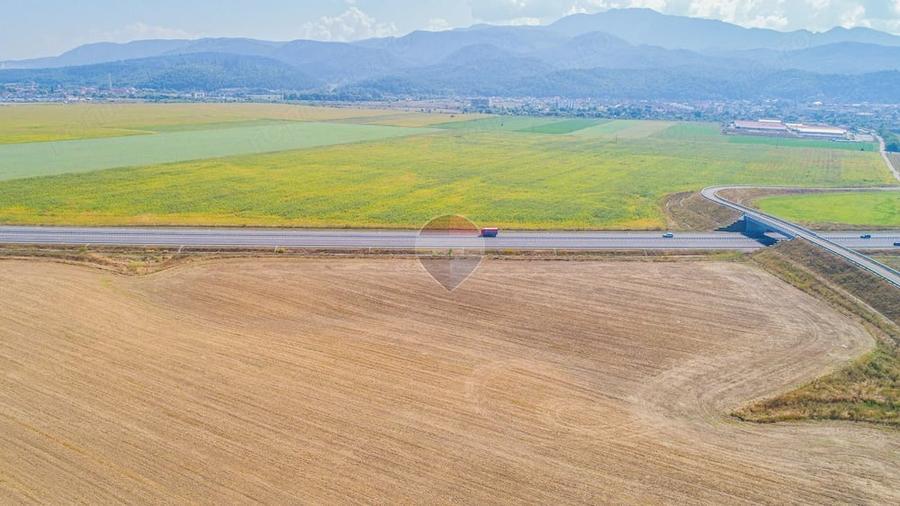 Teren de 17000 mp, în ISR