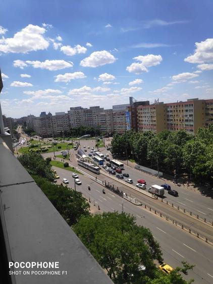 Apartament cu 3 camere decomandat, mobilat în Bucur Obor