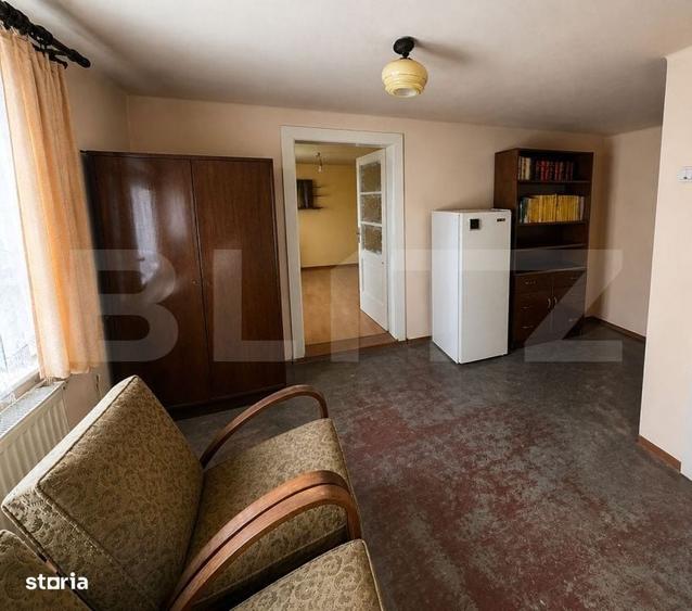 Casă cu 3 camere decomandat cu Teren 374 Mp în Central