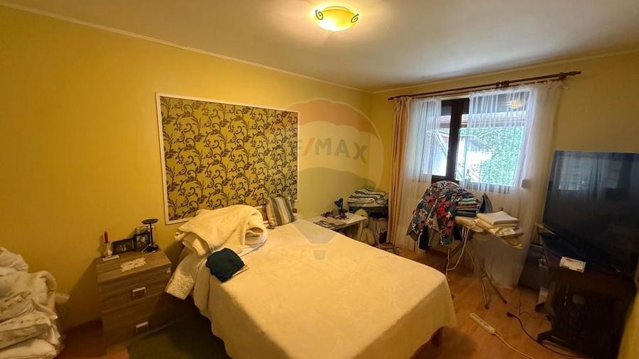 Casă cu 5 camere cu Teren 1000 Mp în Ciușlea