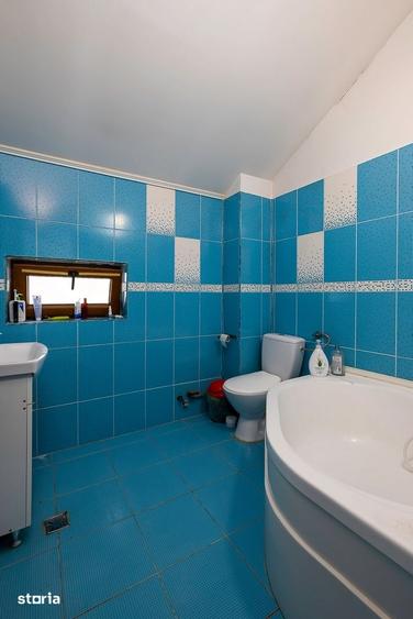 Casă cu 5 camere cu Teren 300 Mp în Pieptănari