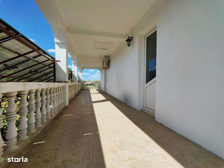 Casă cu 4 camere în Valu lui Traian