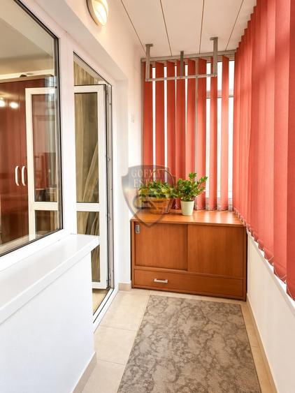 Apartament cu 3 camere decomandat, mobilat în CET