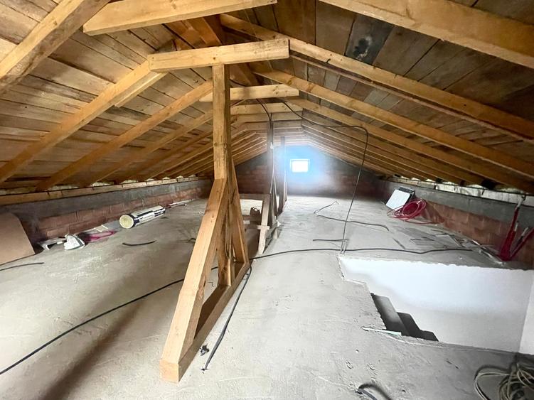 Casă individuală cu 3 camere cu Teren 550 Mp în Măgura