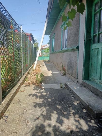 Casă cu 3 camere în Oltenița