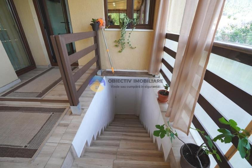 Casă cu 4 camere cu Teren 1824 Mp în Pângărați