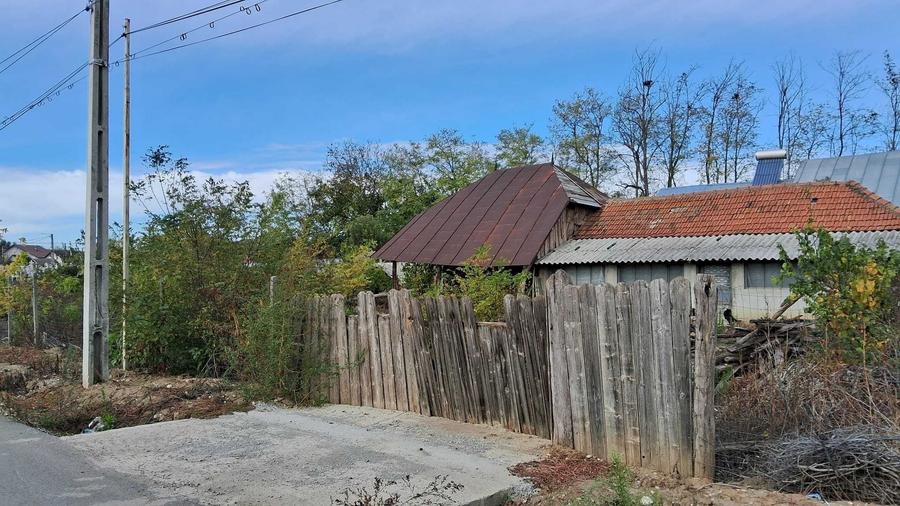 Casă cu 4 camere în Fierbinții de Jos