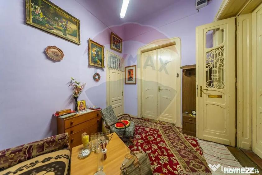 Apartament cu doua camere pe strada Episcopiei - 12