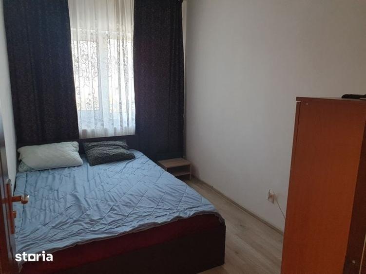Inchiriez apartament 3 camere - 4