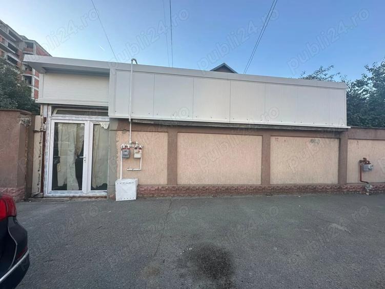 Spațiu comercial, de 50 mp, în Central