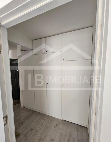 Apartament cu 2 camere decomandat, mobilat în Unirii