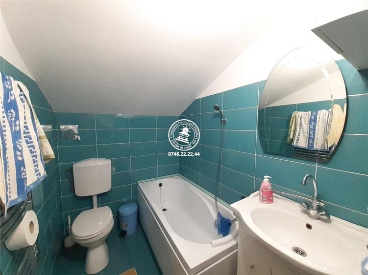 Casă cu 5 camere cu Teren 1062 Mp în Copou