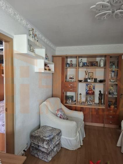Apartament 2 camere de vânzare în zona Km 4-5 – mobilat, etaj intermediar - 3