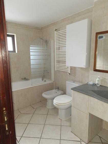 Apartament cu 4 camere, mobilat în Târgu Cucu