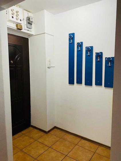 Apartament cu 2 camere decomandat în Exterior Vest