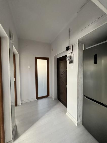 Apartament cu 2 camere decomandat în Decebal