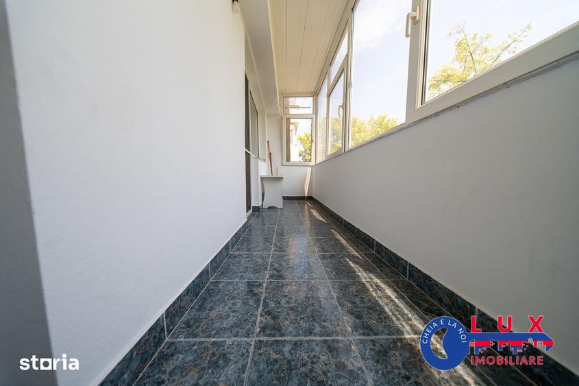 Apartament cu 3 camere decomandat în Babadag