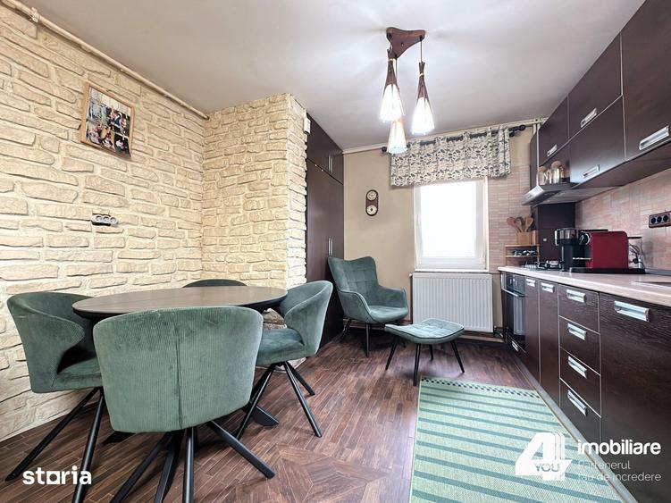 Apartament cu 3 camere semidecomandat în Confecții